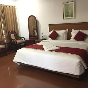 Pearlspot And Resort Kottayam